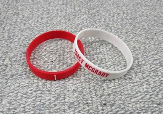 硅膠牙膠硅膠腕帶弄臟了怎樣清洗？